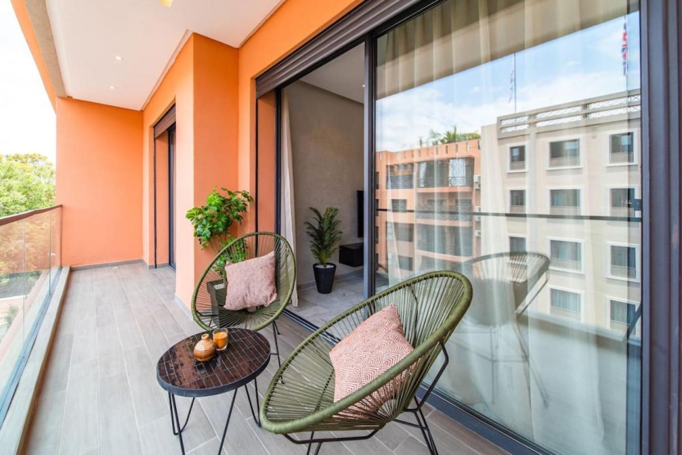 Cute And Modern In Heart Of Downtown